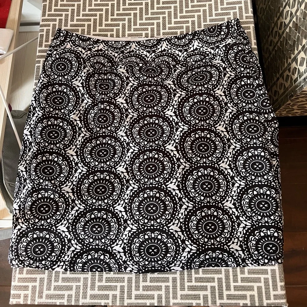 Patterned Skort - Picture 6 of 8